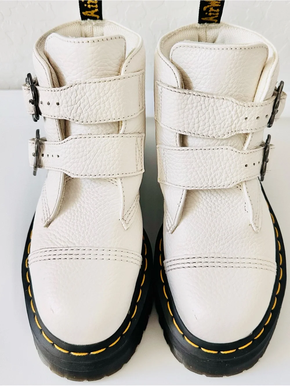 Dr. Martens Devon Flower White Leather Platform Boots Women’s US 8 NEW